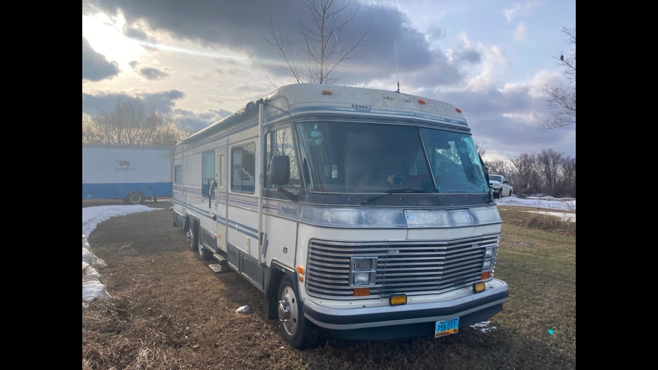 1987 Holiday Rambler Presidential
