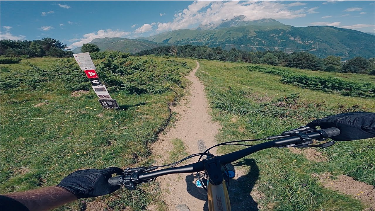 Saint Lary - MTB - Pyrenees - Classique d'Ens trail - Super fast natural flow with some tech bits