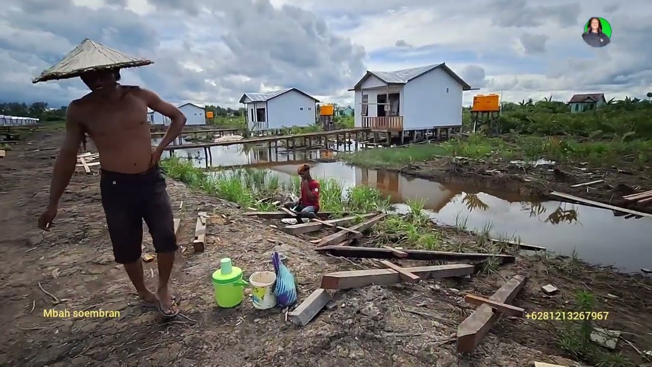 DIAMBANG SELESAI PEMBANGUNAN RUMAH MEWAH TRANSMIGRAN LOKAL TRANSMIGRASI TANJUNG BUKA SP 10