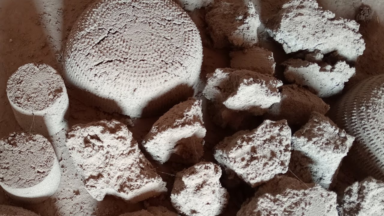 Masterpiece crumbling of grainy sand mudd texture crumbling dry and wet duper dusty unbeatable dust