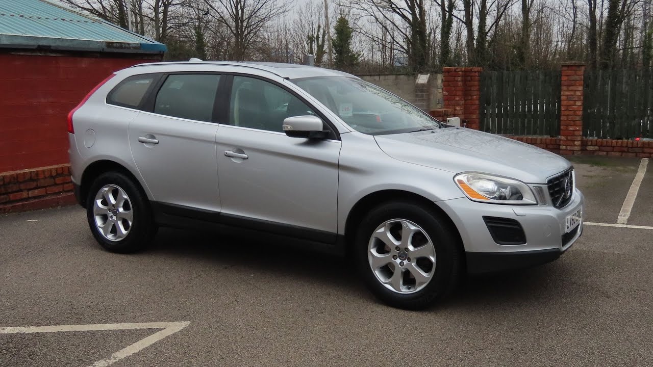 2010 Volvo XC60 D5 AWD SE Lux - Start up and full vehicle tour