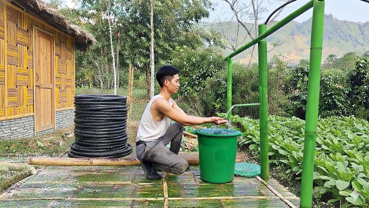 The CEO utilizes clean water sources in the highlands to meet his daily needs. | Triệu Thuần 