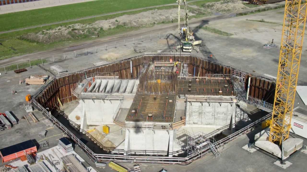 VSL Heavy Lifting: Wind turbine foundation testing, Cuxhaven - Germany
