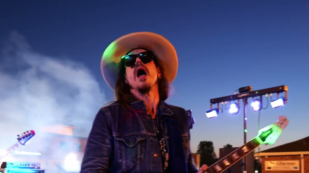 Lance Lopez Perform those Electric Guitar Blues outside at 615 Day in Pleasant View TN