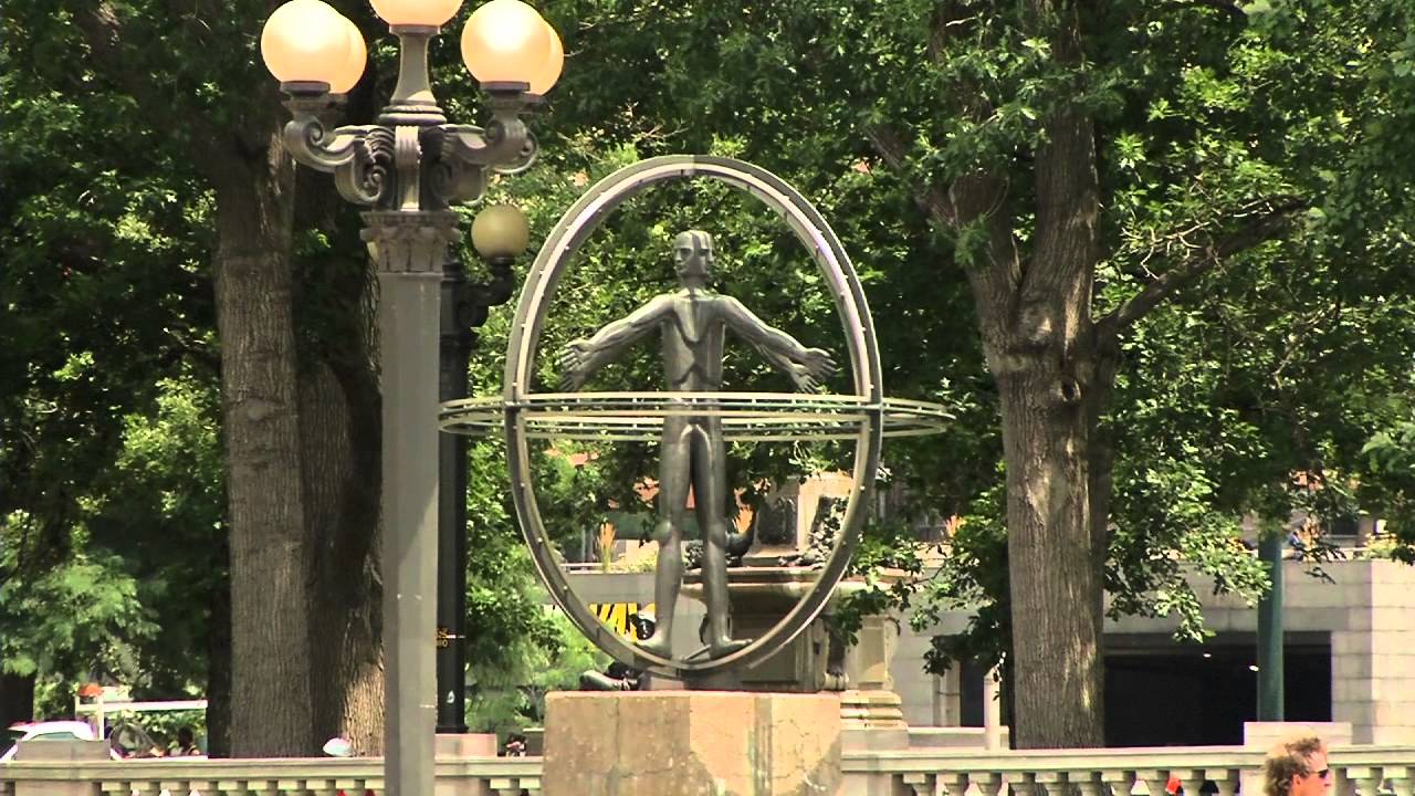 Civic Center Park in Denver: Around Dtown