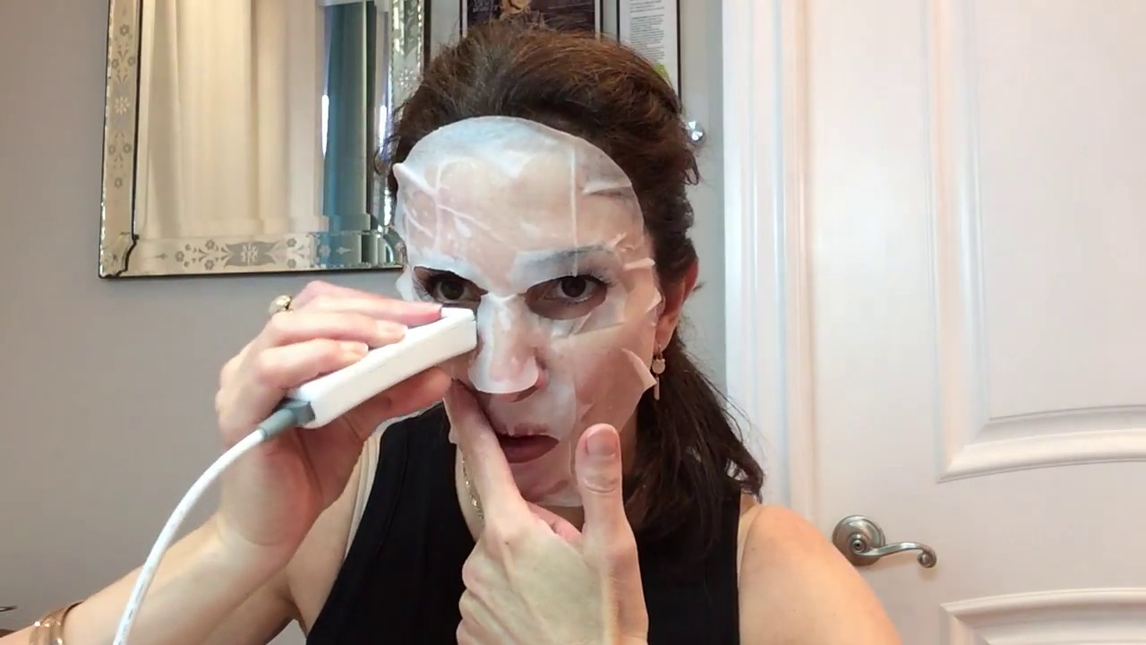 Lifting & Toning with Microcurrent at home