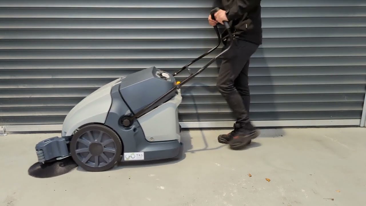 Topfloor TF75 & TF95 Vacuum-Sweeper Operator Training Video