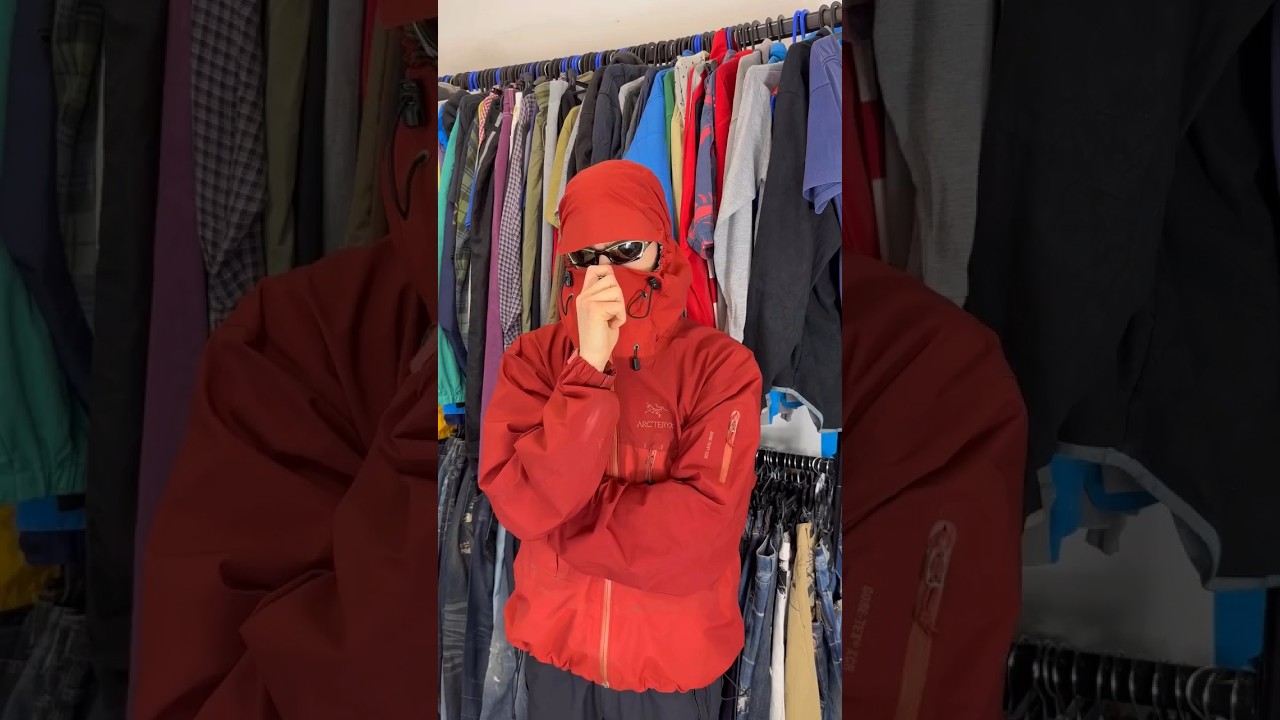 Vintage Nike Arcteryx Theta AR Red Jacket 
