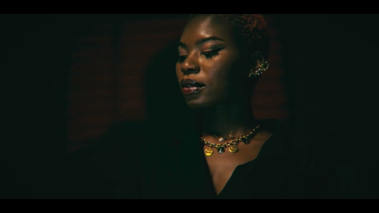 MUKENDI - MAIN NOIRE (Clip Officiel)