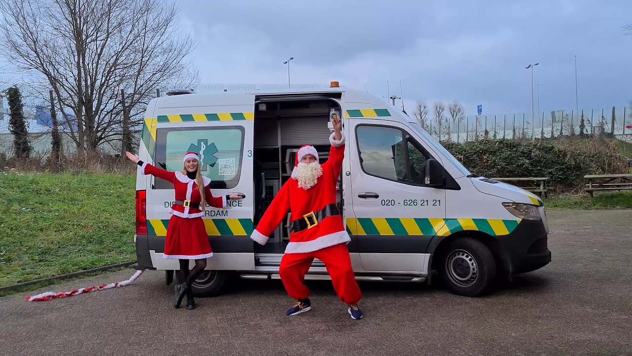 Fijne kerstdagen en een diervriendelijk nieuwjaar! - Dierenambulance Amsterdam
