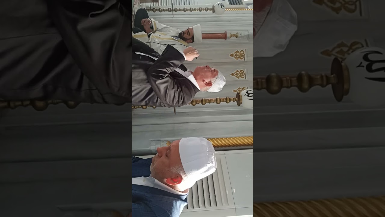 Taksim Camii Müezzini Cengiz BAYRAKTAR Amine Hatun