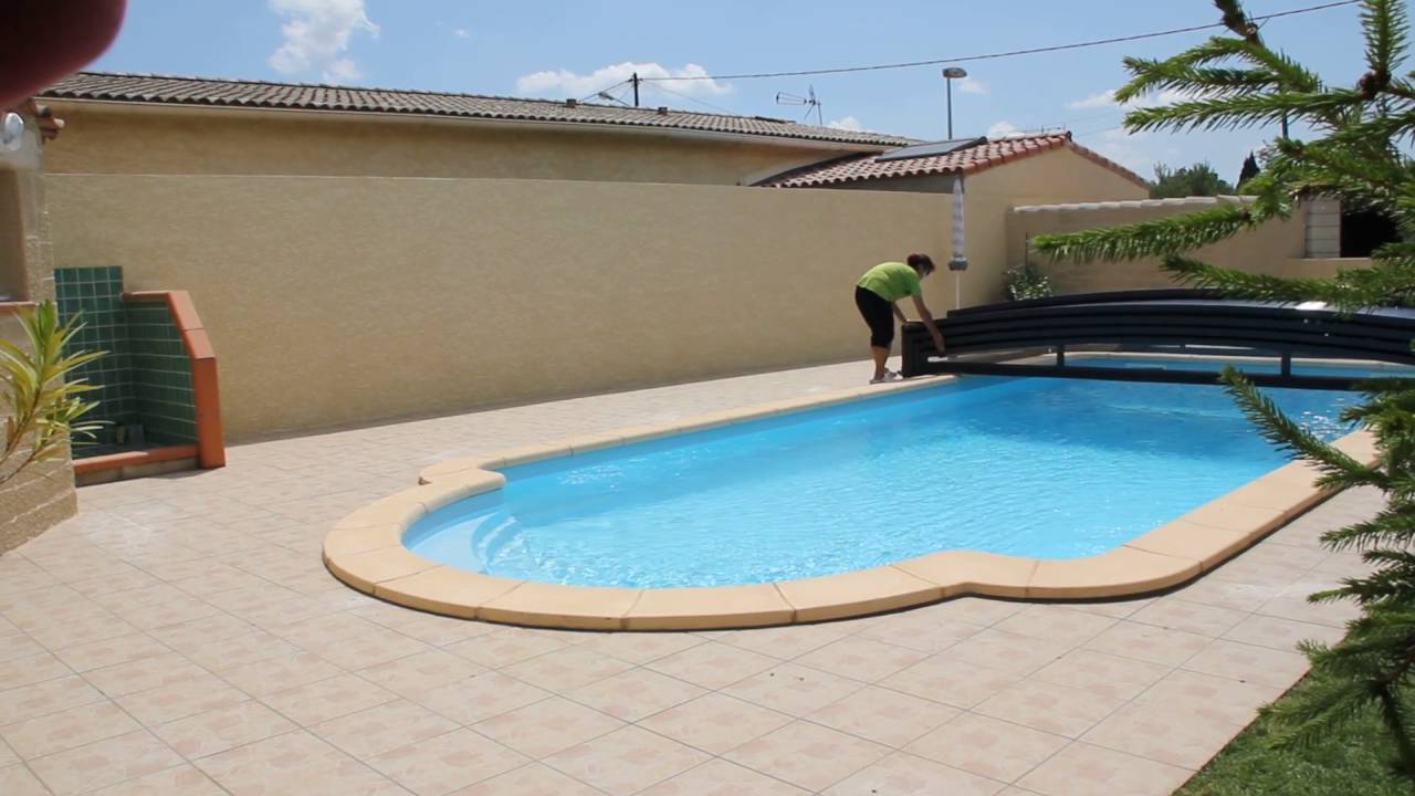 Ouverture Abri de piscine bas modèle BOREALIS d'EspaceCover