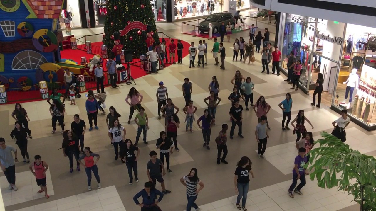 Flashmob en Paseo La Galer&iacute;a