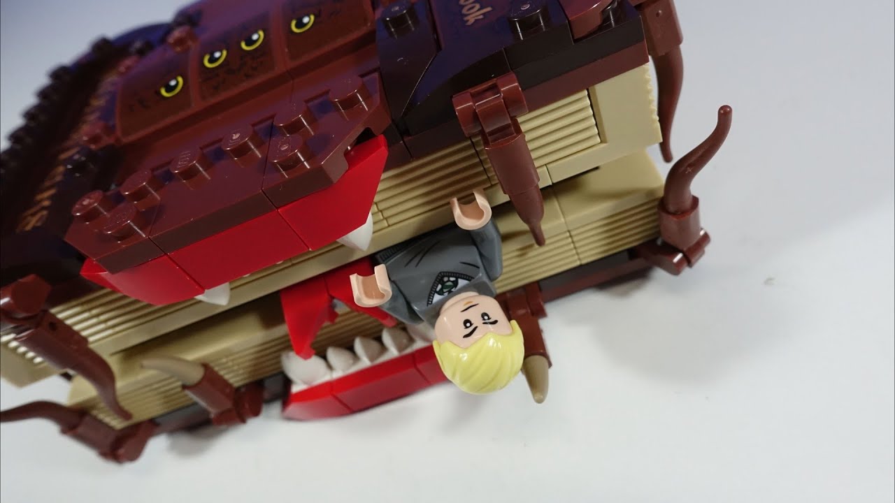 LEGO Harry Potter Monster Book of Monsters 30628.