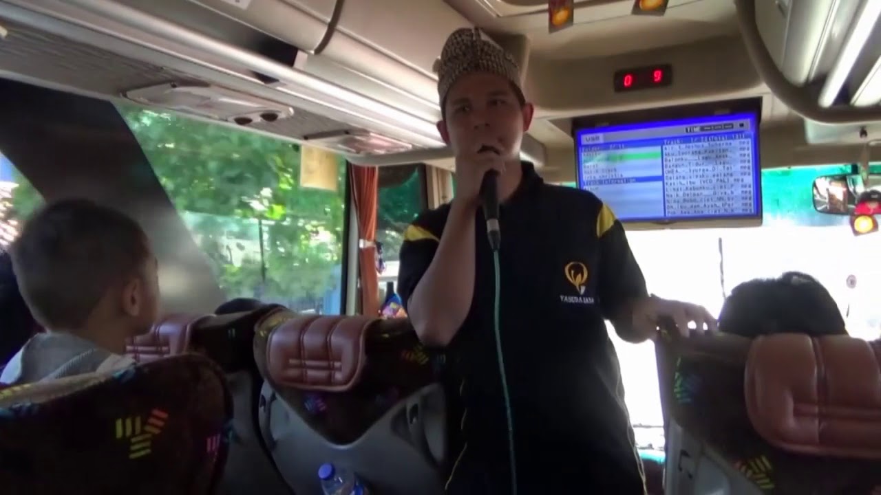 Lucu Dan Mendidik Cara Pemandu Wisata Ini Saat Dalam Perjalanan