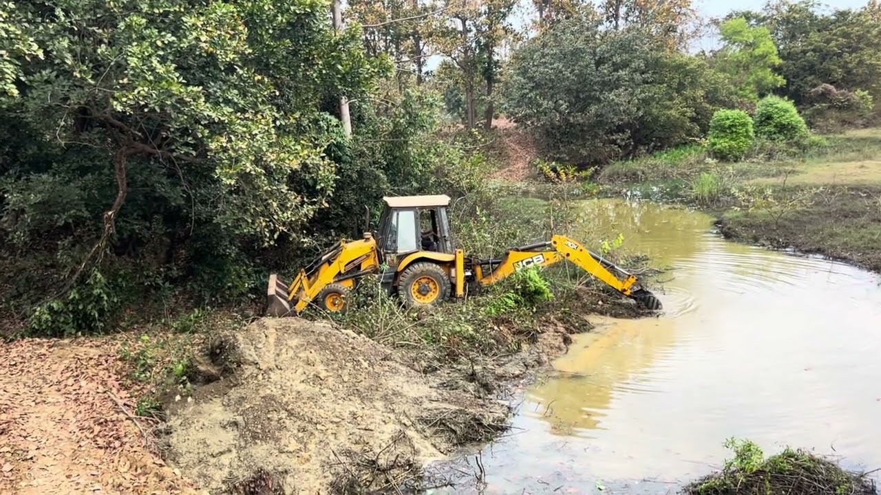 😔😥🟢JCB 3dx Eco export || jcb working in mud cleaning in rever || Loading mud || 🚜