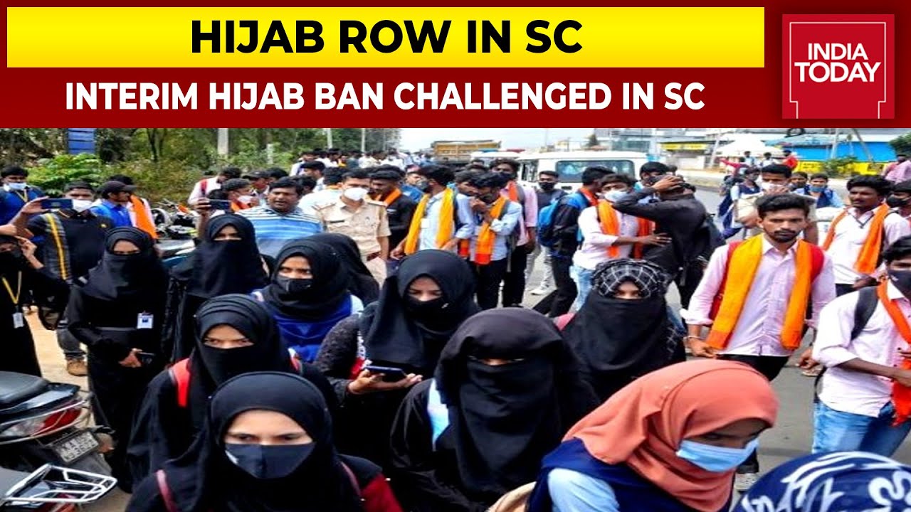 Karnataka Hijab Face-Off Reaches Supreme Court, Petitioner Challenges HC's Interim Hijab Ban
