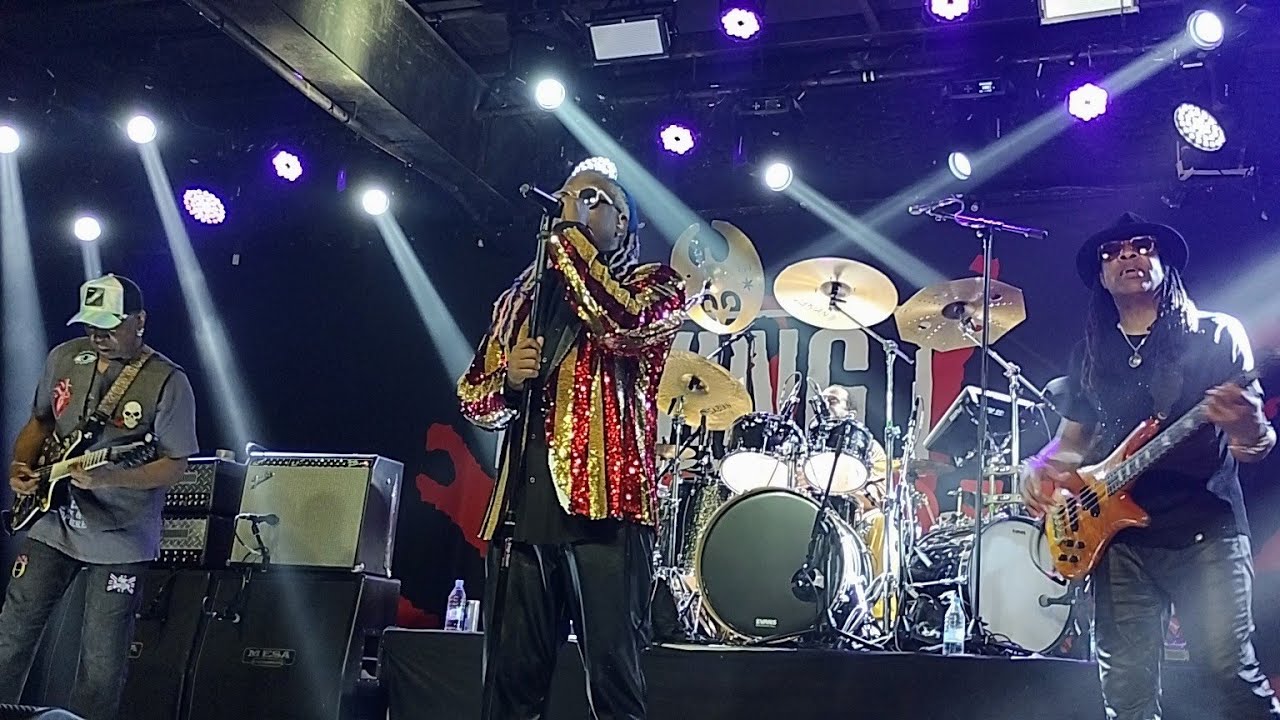 living colour @ sacadura 154: open letter (to a landlord)