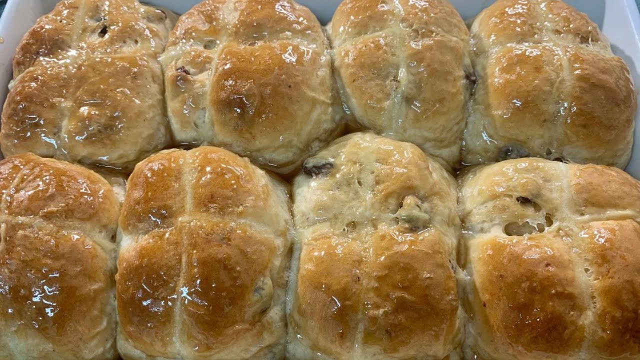 Barbados Hot Cross Buns | Traditional Easter Recipe