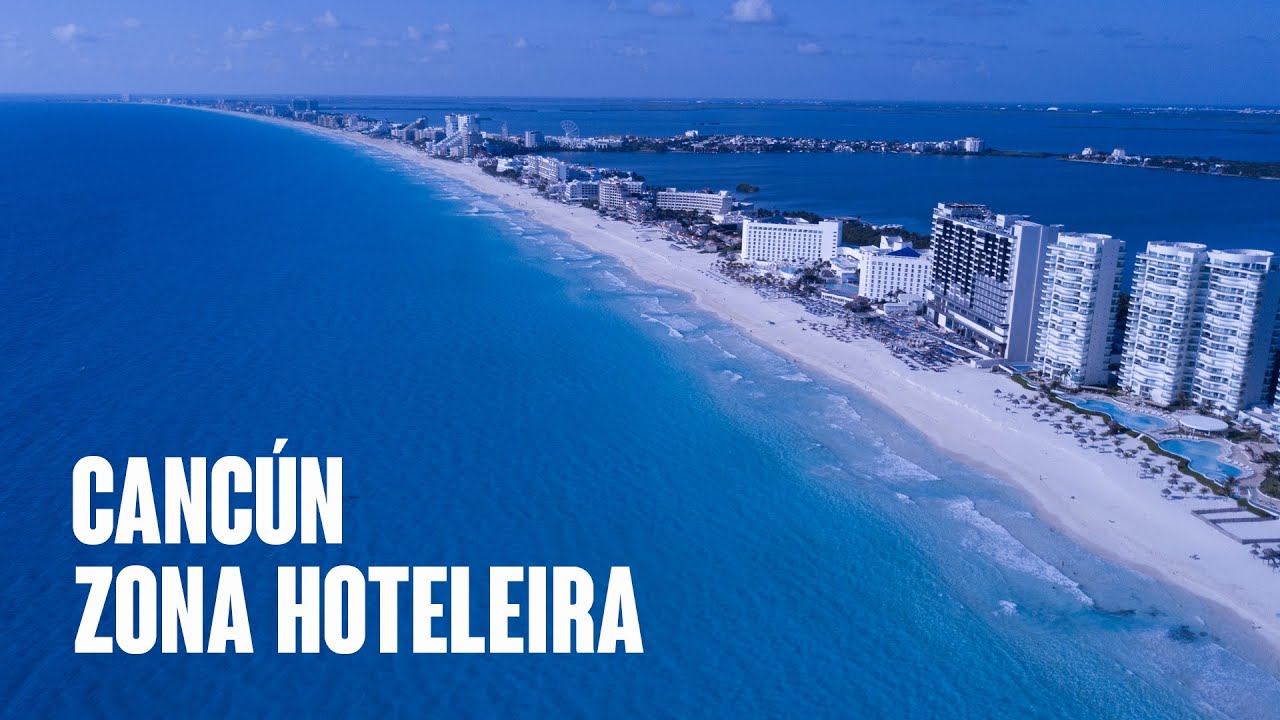 Conheça a Zona Hoteleira de Cancún no México visto de cima, ela tem um formato de 7!