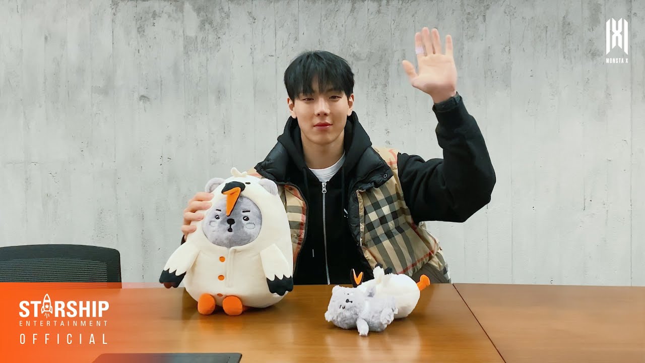 SHOWNU 셔누 OFFICIAL MD '배통이'