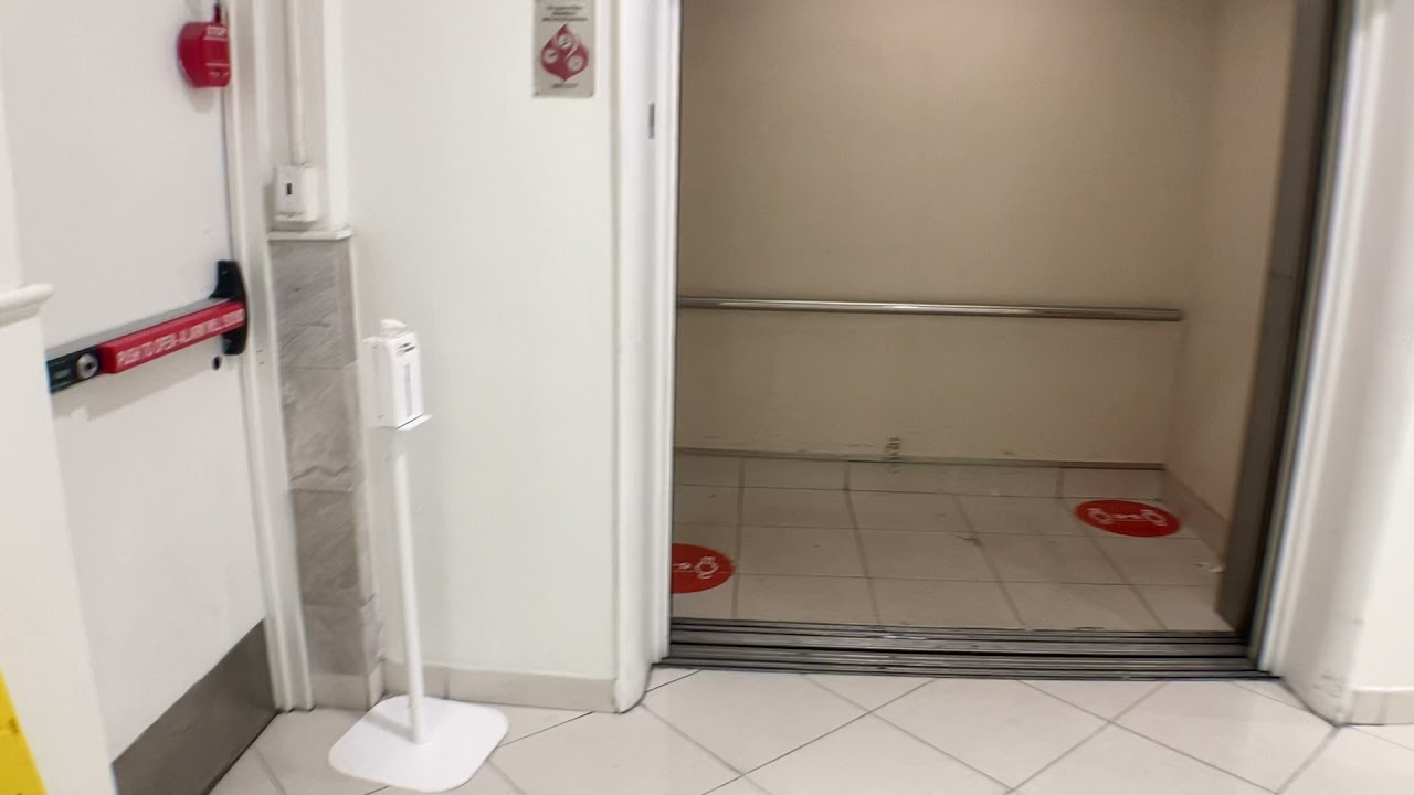 Incredibly Loud Miami Hydraulic Elevator At Macy*s At The Dadeland Mall In Kendall FL