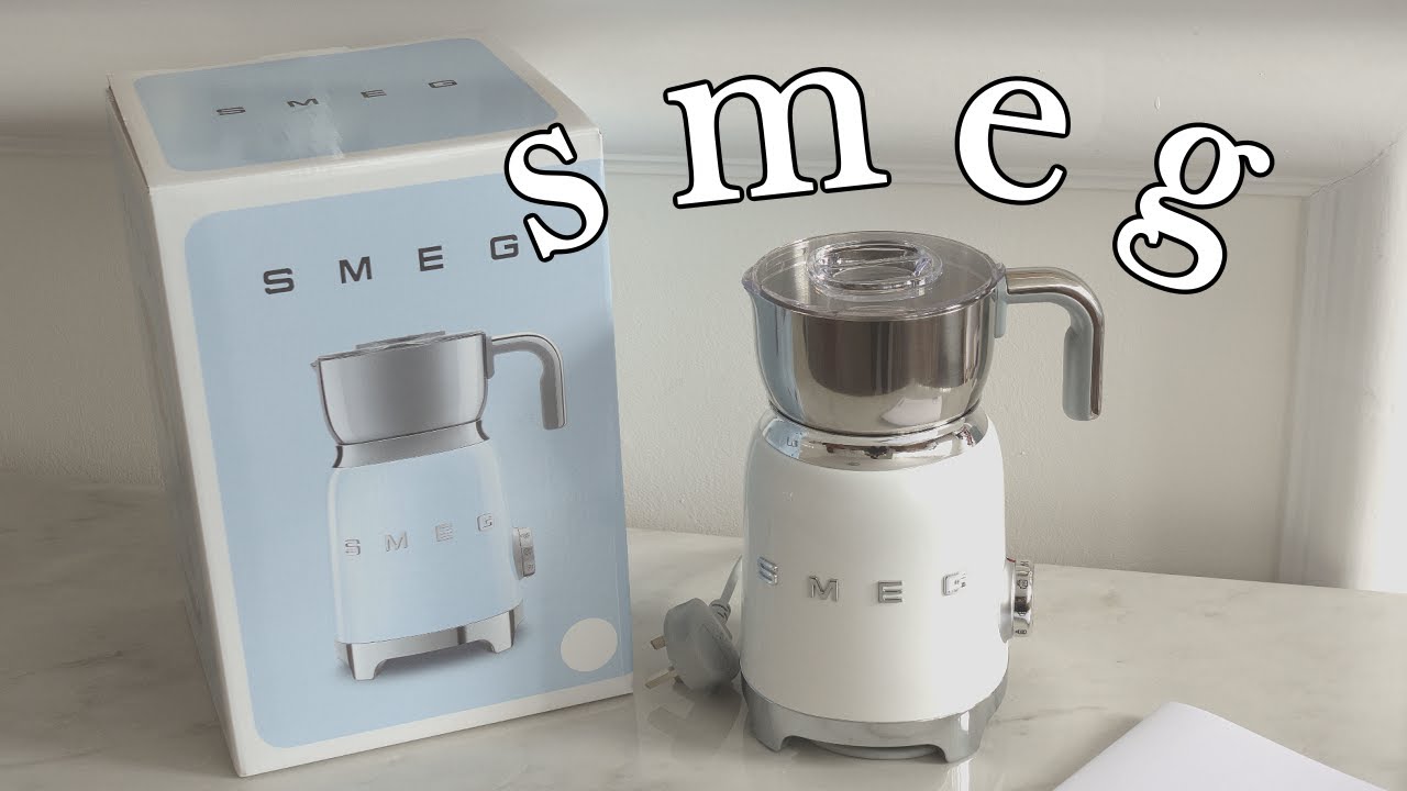 🥛 Smeg Milk Frother White Unboxing 🥛 | How to use the Smeg Milk Frother | Smeg London 🤍