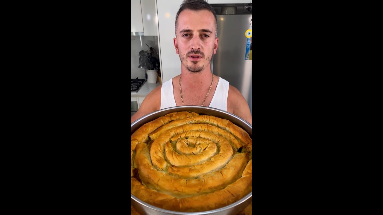 Spanakopita Spiral A Greek Spinach Pie Recipe