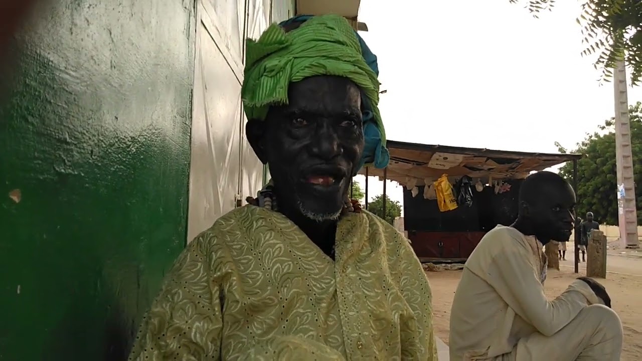 Bawenane avec Baye Diouf compositeur de chants en Sérère. Navetbi