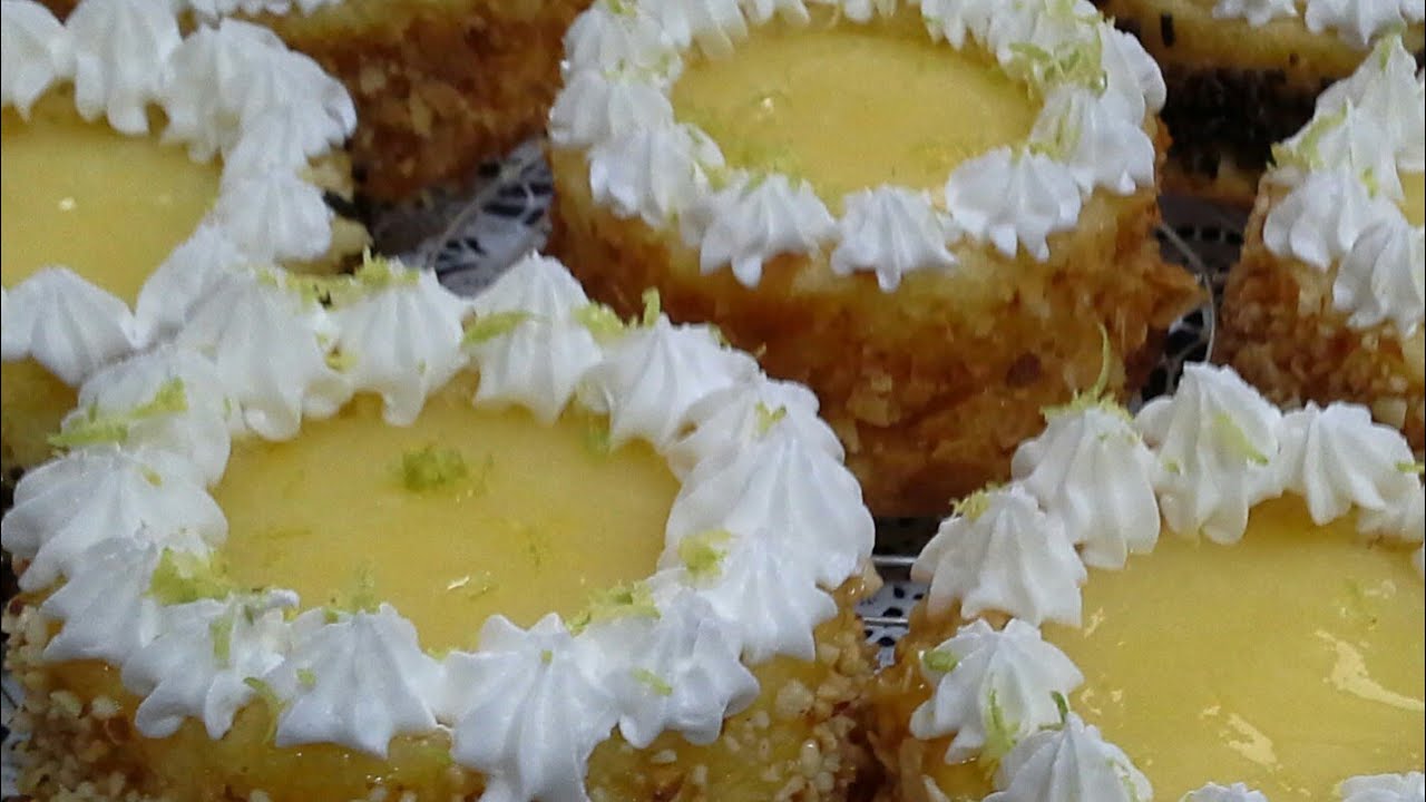 ميني كيك بالمول العجيب بألذ طعم طعم الليمون ممممممممممممم /من مطبخ سلسبيل /Mini cakes moule magique