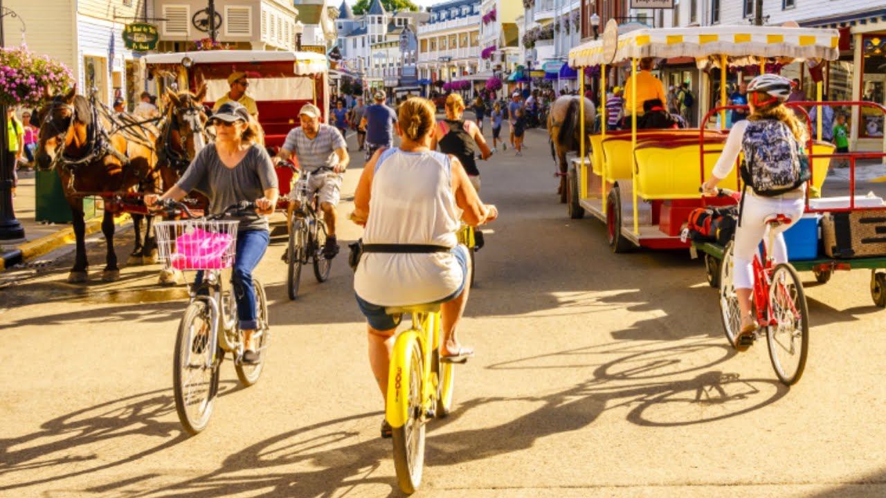 Mackinac Island Tour