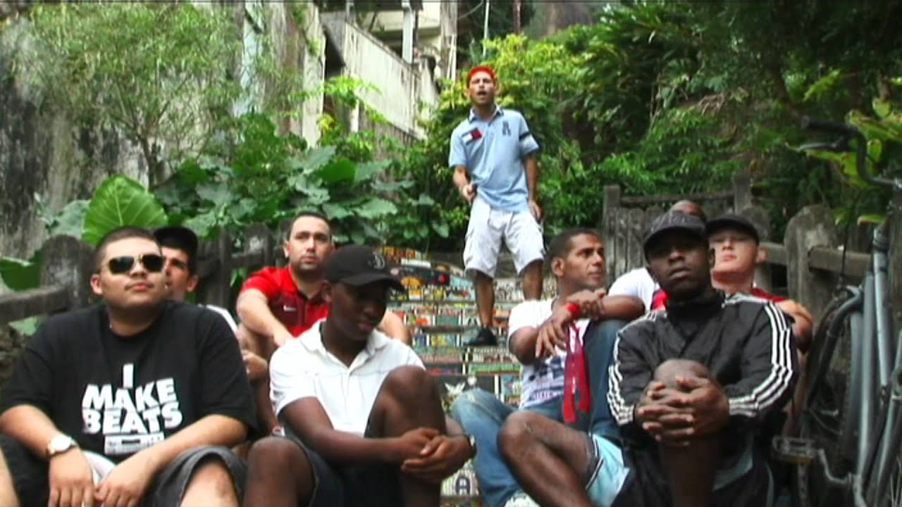 MC ORELHA - VIVENDO E APRENDENDO (By Waldo Moura)