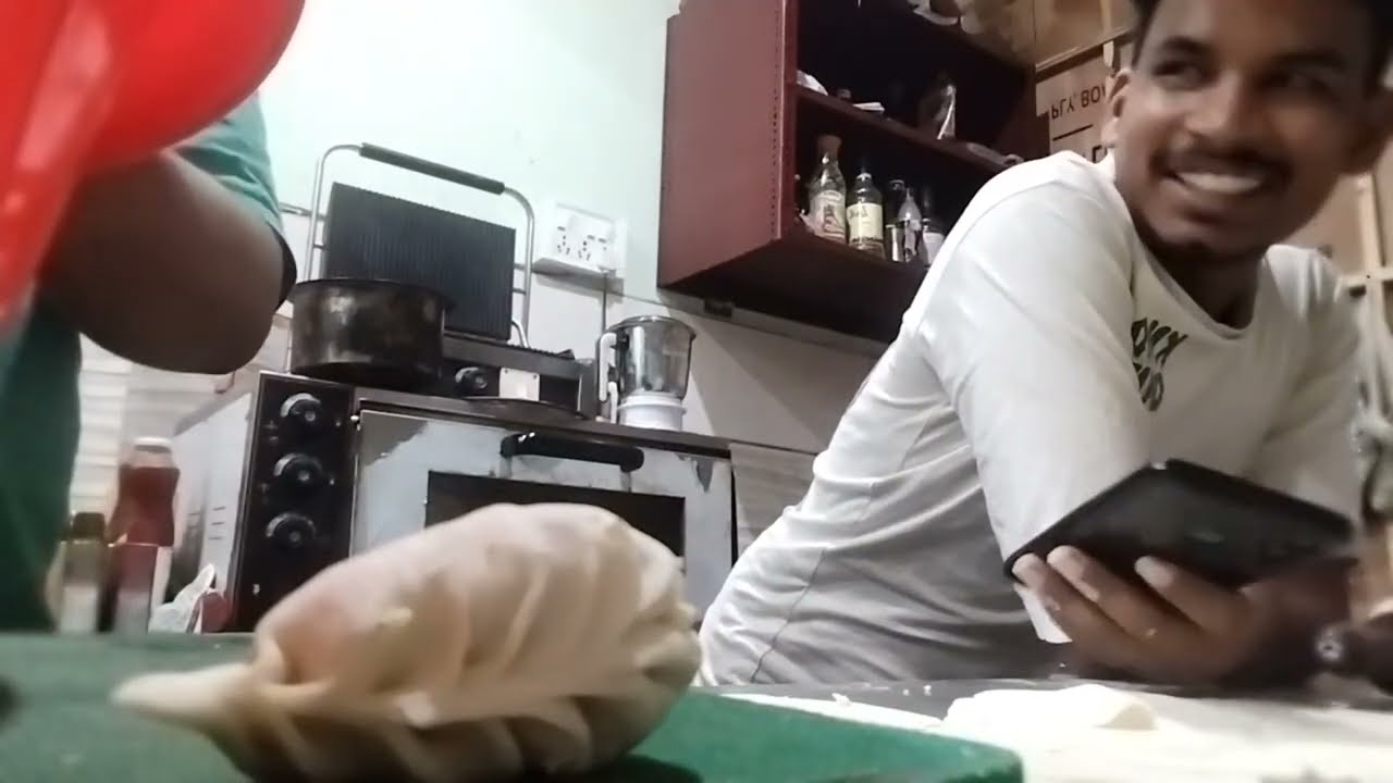 Aaj Ham Apne kitchen mein life cooking karenge 🧑‍🍳🥘🥘🥘🥘🧑‍🍳🔥🍅