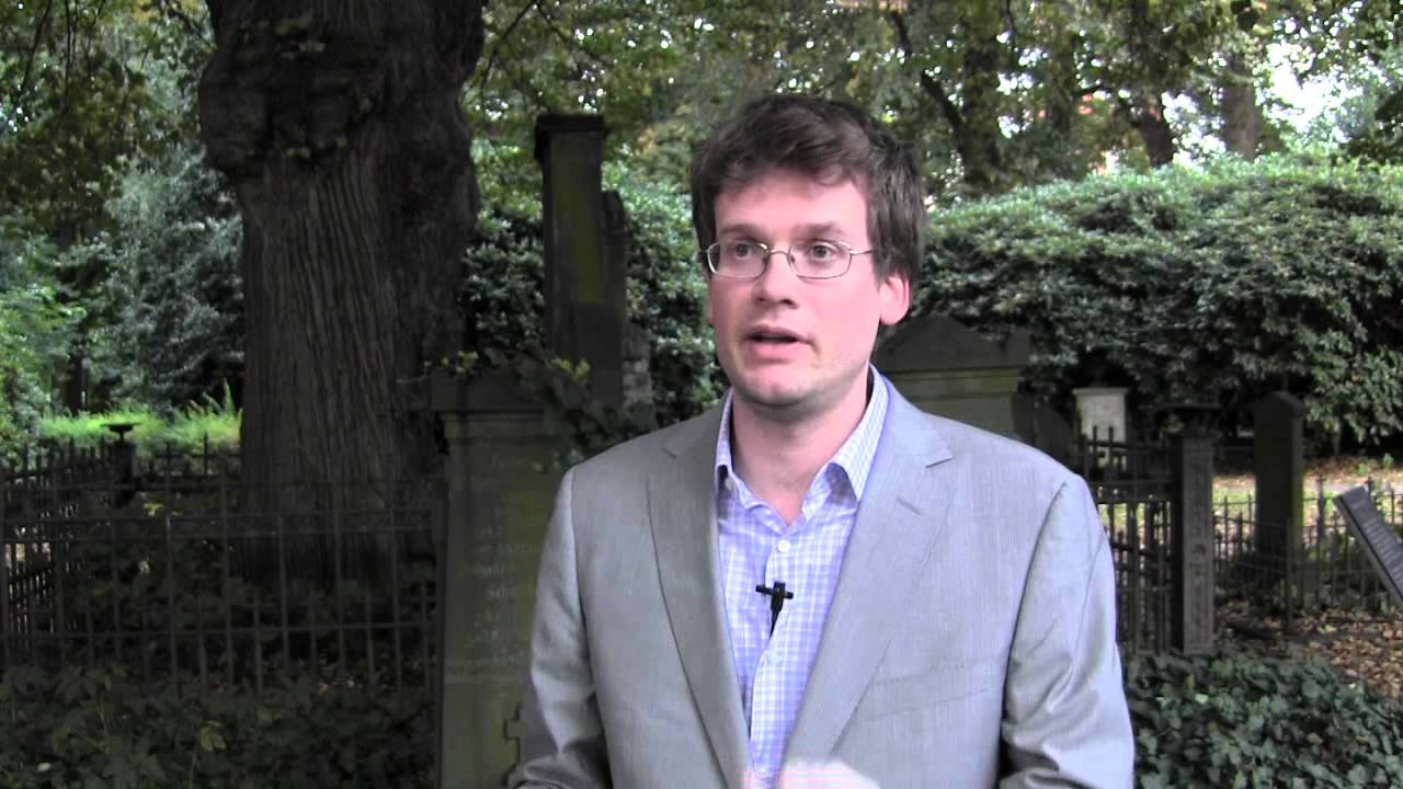Book tip by TFioS-writer John Green: 