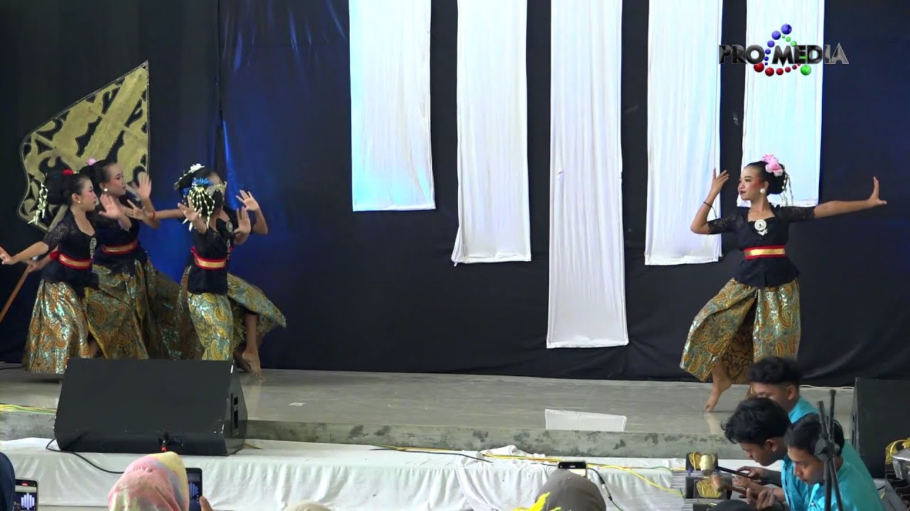 TARI SUBANG NGAHIJI (CIPT. KANG ILHAM) KOLABORASI SANGGAR SENI  SADEWA & SMK KESENIAN SUBANG