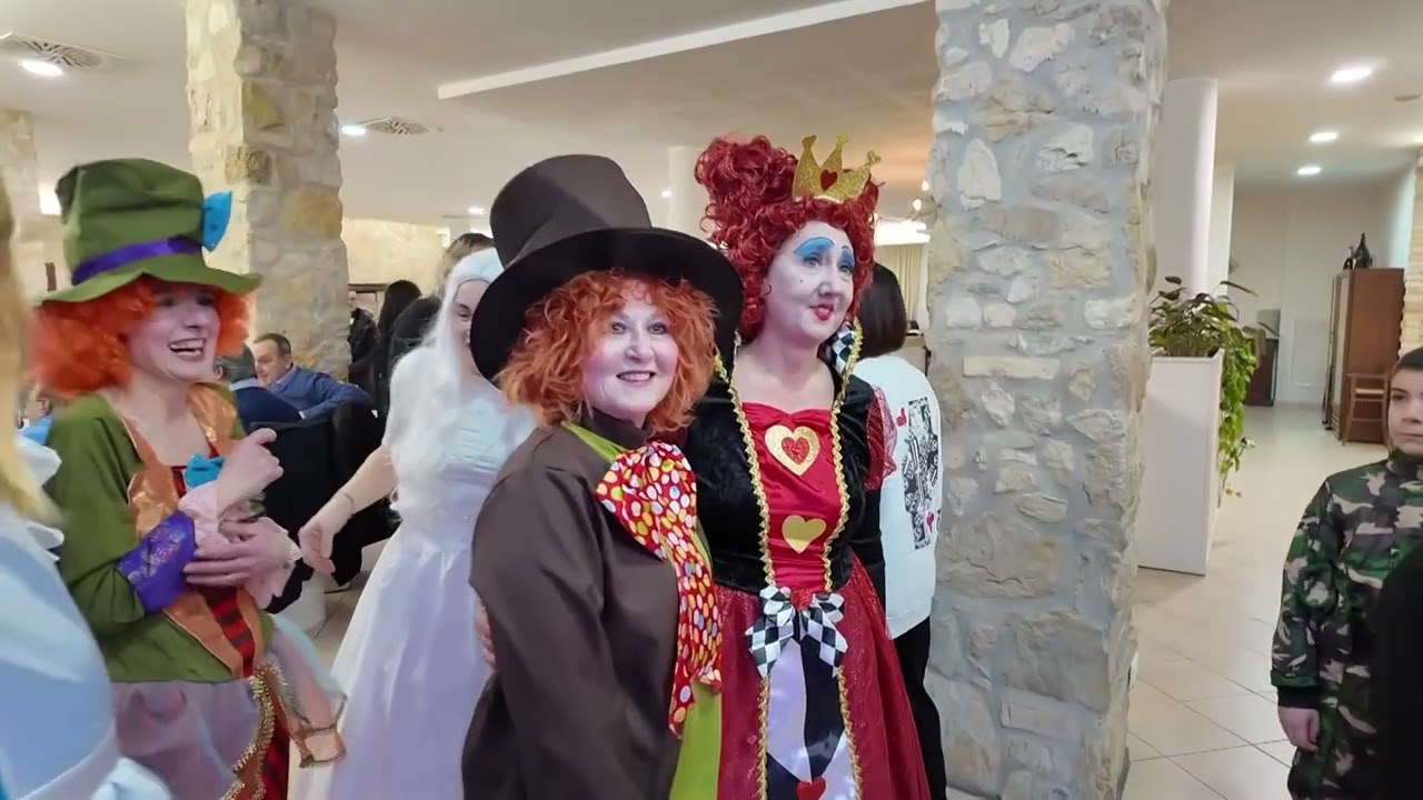Eventi | Festa in maschera delle associazioni Zoè e Viva per il reparto di Oncologia di Teramo