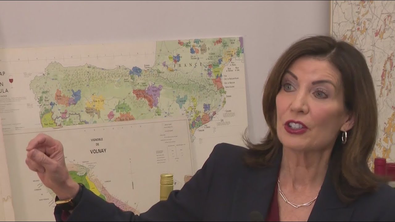 New Yorkers deserve a $1.7k check: Hochul after Trump's tariffs struck down