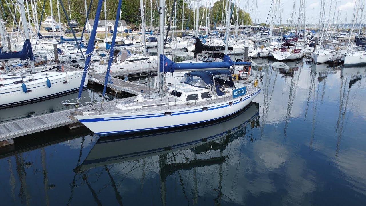 Oyster 435 aft cabin ketch