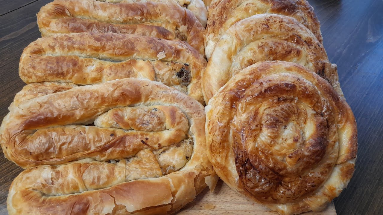 SÜTLE YOĞURULMUŞ HAMURU İPEK GİBİ AÇILAN BOŞNAK BÖREĞİ TADINDA EL AÇMASI BÖREK NASIL YAPILIR.