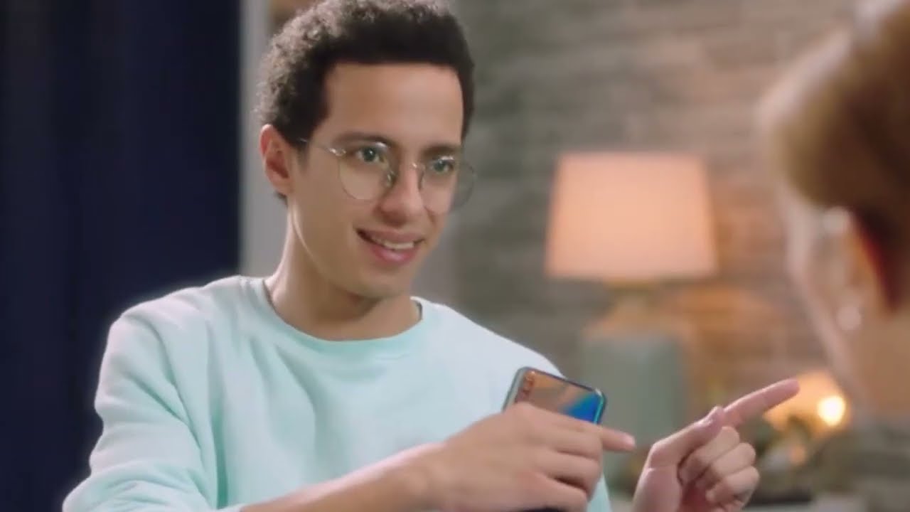 هتمووت من الضحك علي طه دسوقي صاحب يوسف وهو بيخرب الدنيا في شغل يوسف 😂#في_بيتنا_روبوت