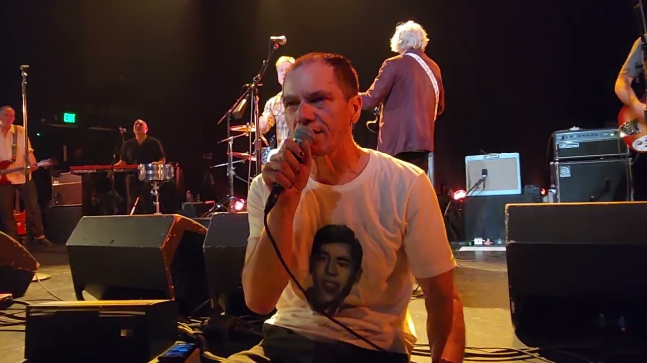 Michael Shannon & Jason Narducy play R.E.M.'s 