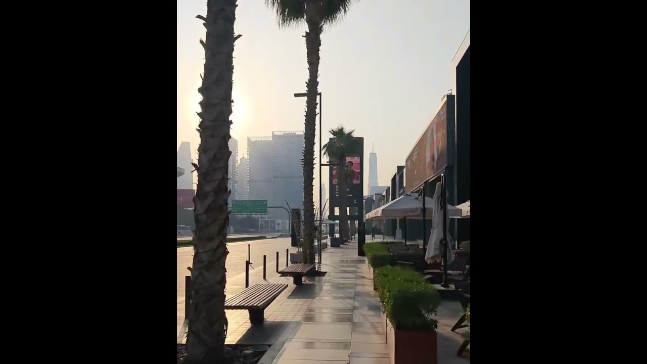 Dubai is Empty 