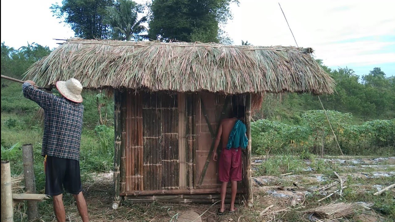 Crafting a Bamboo & Cogon Grass Chicken House.