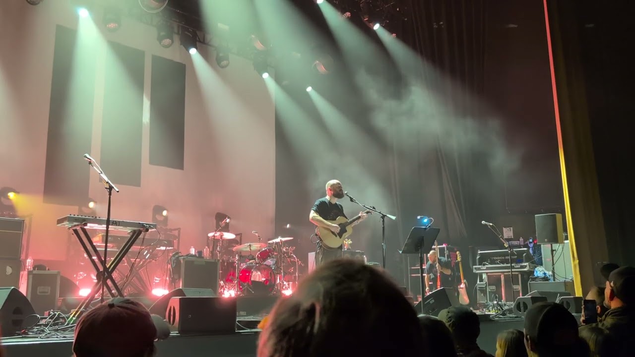 Andy Hull of Manchester Orchestra performs My Backwards Walk (Frightened Rabbit Cover) in Atlanta