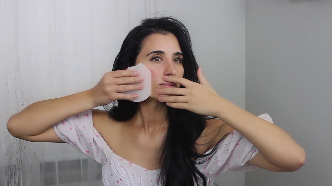Learn Facial Gua Sha by A Skincare Professional