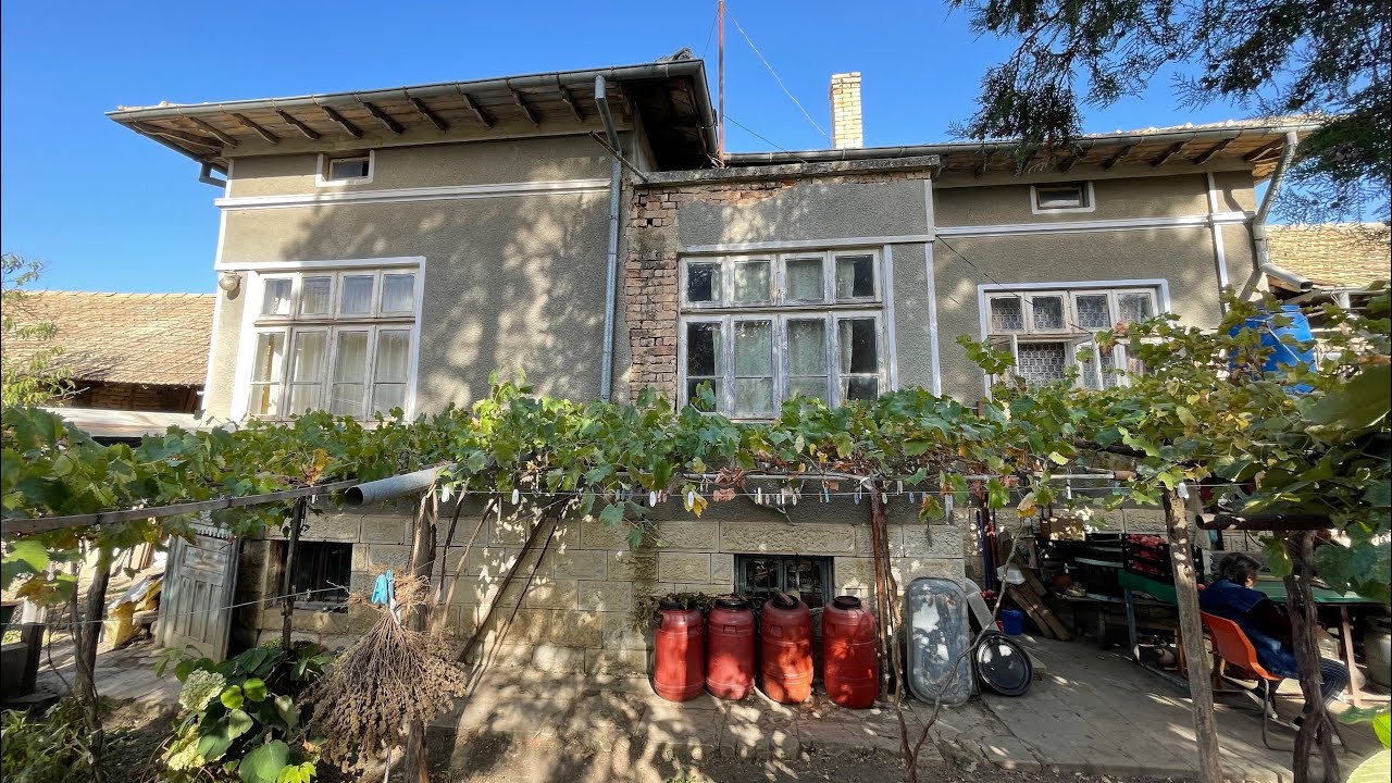 Withdrawn from market 😔 Mason Farmhouse - Blagoevo 59,750лв (approx £26,650 / €30,500)