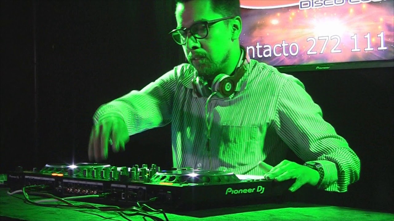 03 DJ A LIVE SESION DJ URBAN (SIN DERECHOS DE AUTOR DE LA MUSICA)
