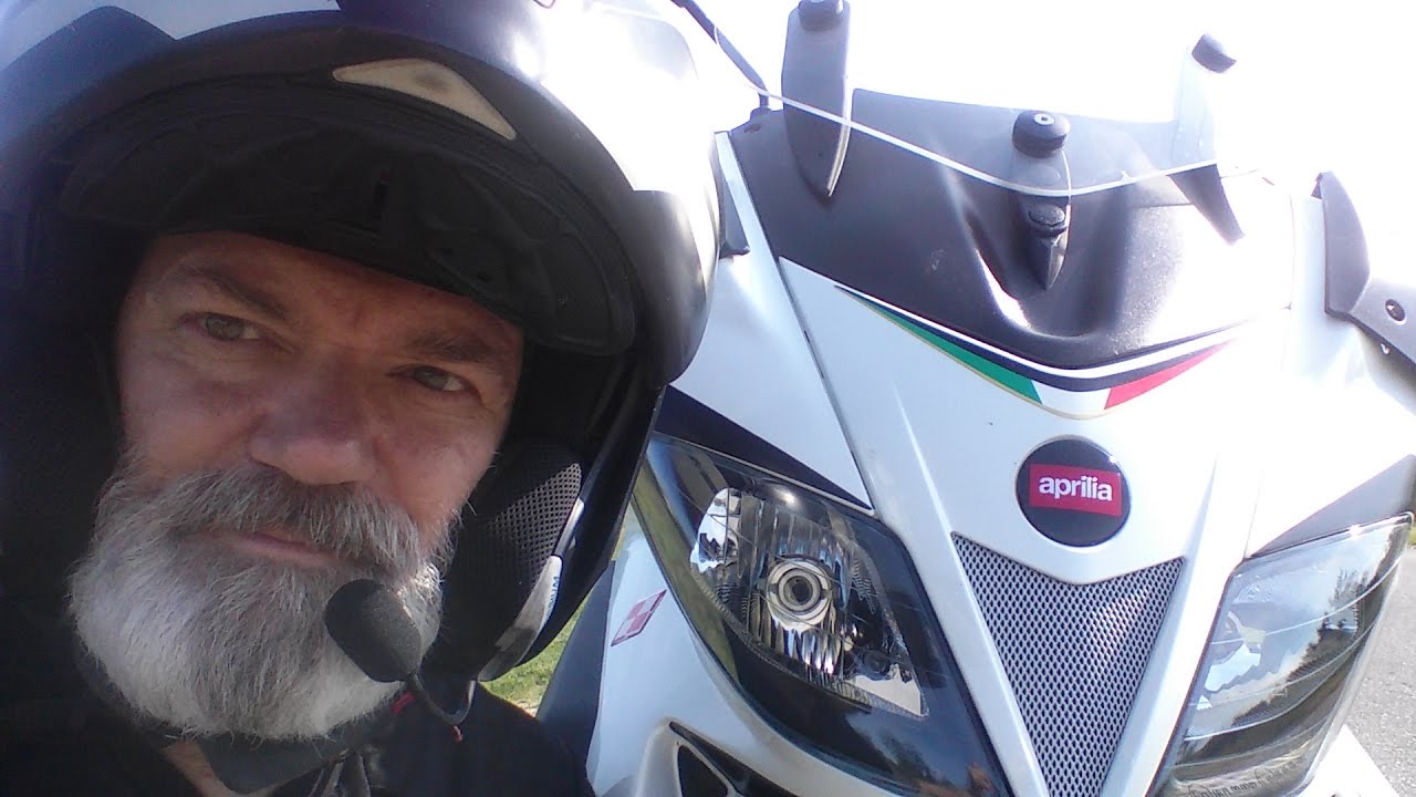 Aprilia SR Max 125.