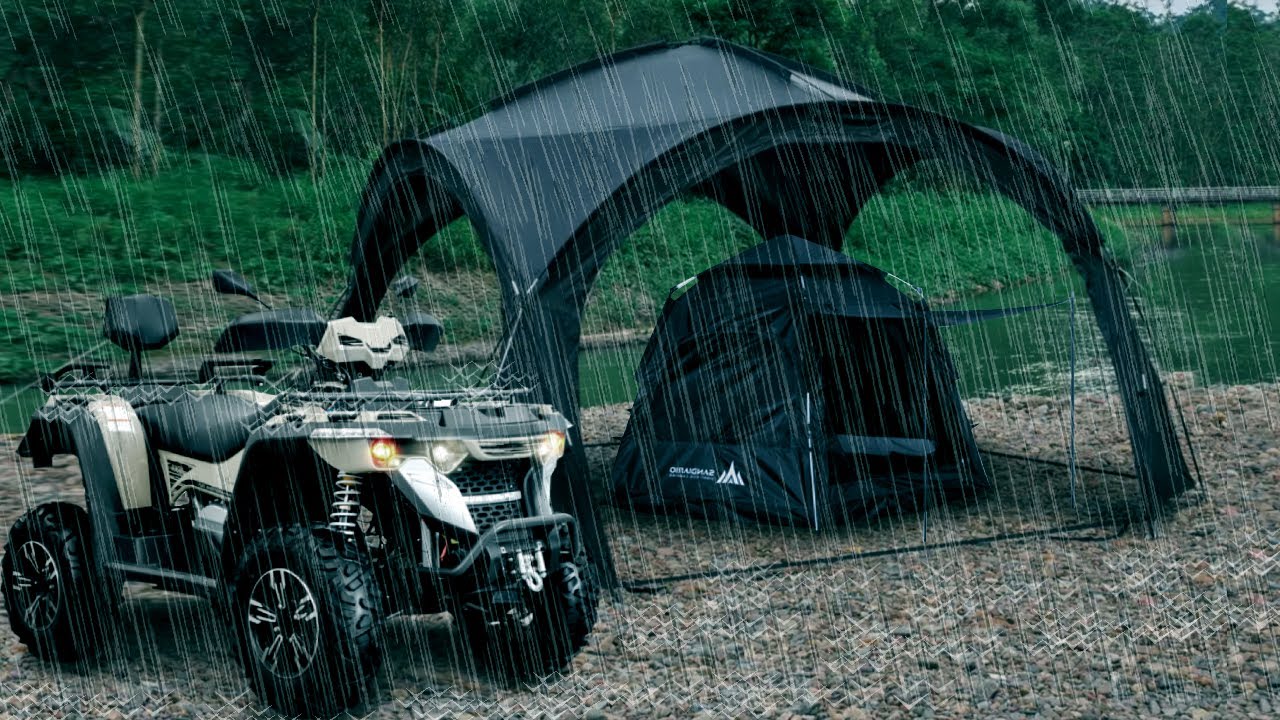 ACAMPANDO EN MOTO CON LLUVIA (truco para no mojarte)