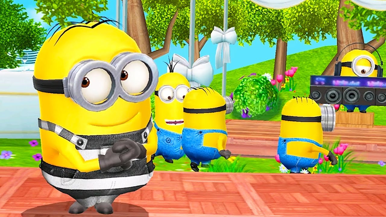 Prisoner minion completed levels 756-757 with Roller skate props in The Park